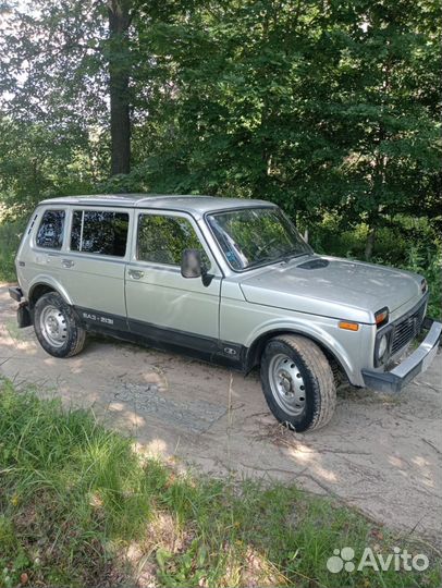 LADA 4x4 (Нива) 1.8 МТ, 2004, 160 000 км