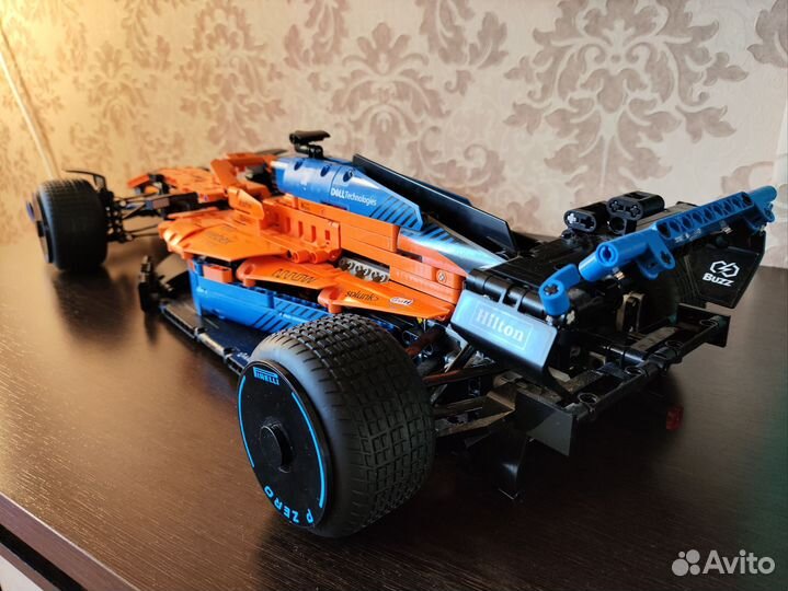 McLaren F1 аналог Lego Technic 42141