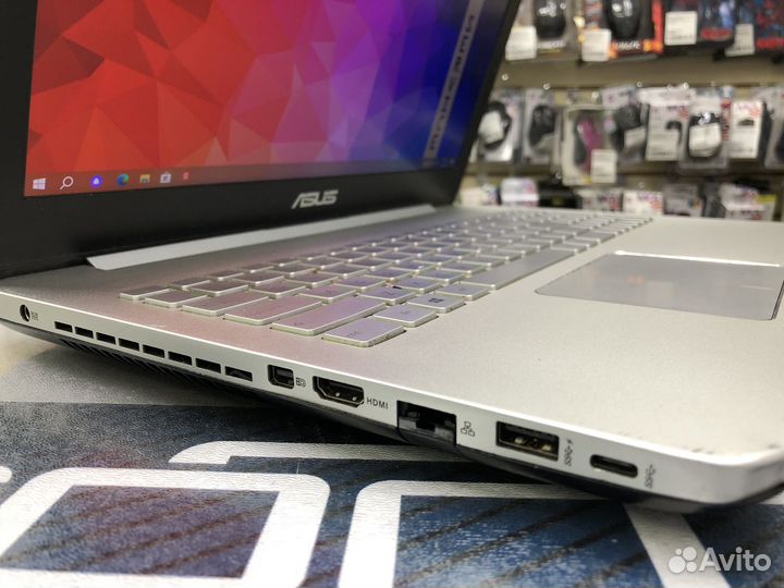 Ноутбук i5 6300 8gb GTX 950 4gb SSD 240gb