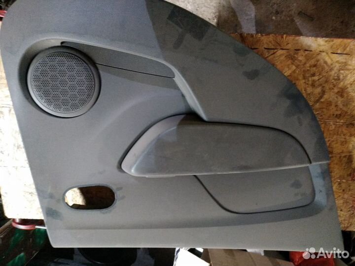 Обшивка двери логан 2