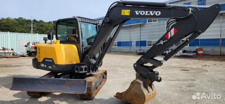 Мини-экскаватор Volvo EC 55, 2022
