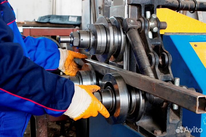 Токарь расточник