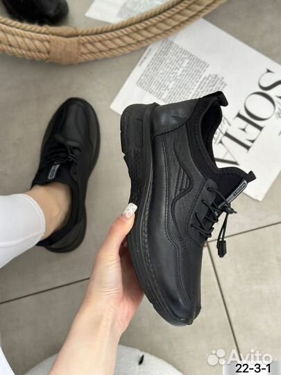 Кроссовки на мальчика