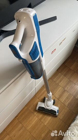 Пылесос вертикальный Supra