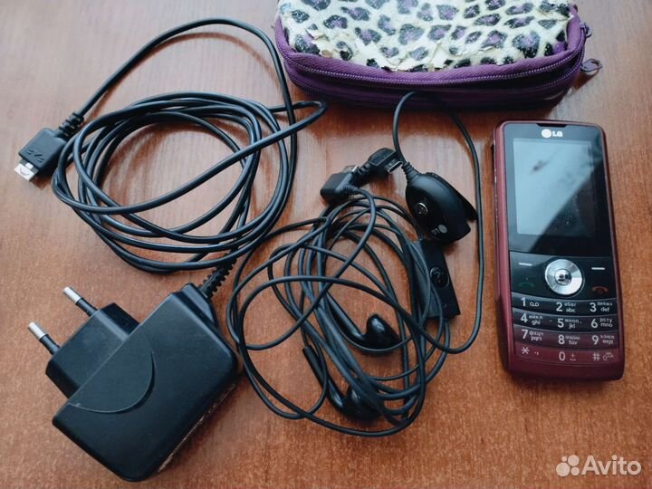 Наушники LG от micro USB