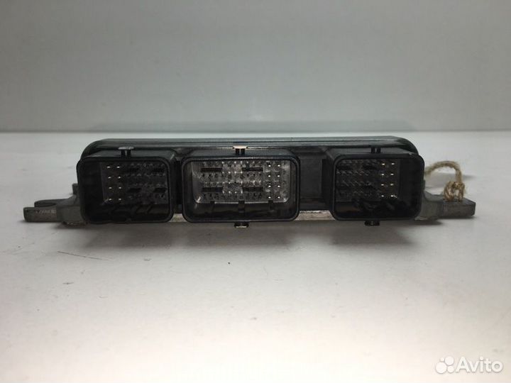 Блок управления двс Nissan Serena C25 MR20DE