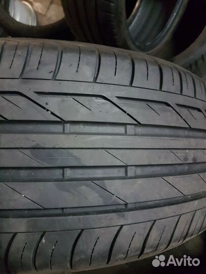 Bridgestone Turanza T001 225/50 R18