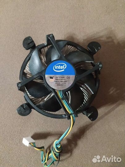 Кулер для процессора Intel