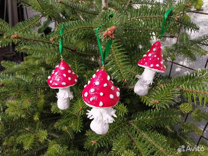 Ватная елочная игрушка мухомор