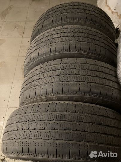 Kumho Radial 857 6/8 R17