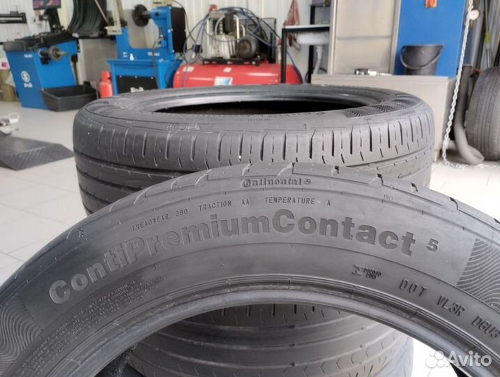 Continental ContiPremiumContact 5 215/55 R17