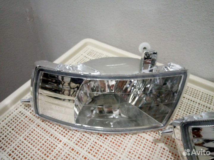 Фары на toyota corolla