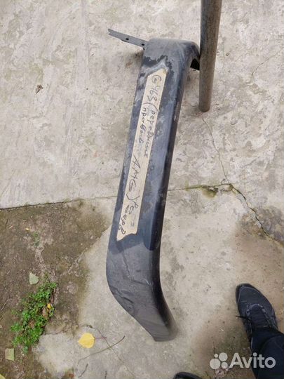 Спойлер на крыло Мерс Гелик