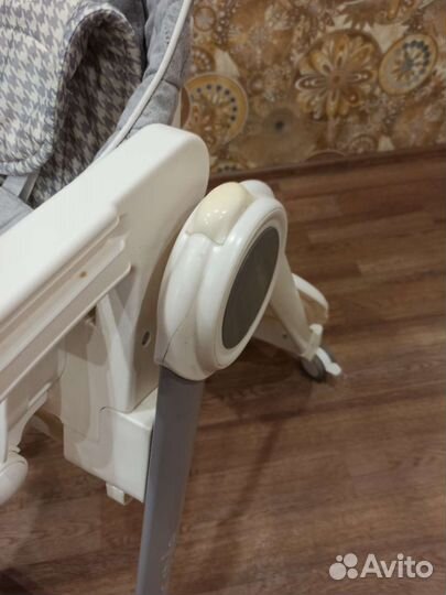 Стульчик для кормления Happy baby