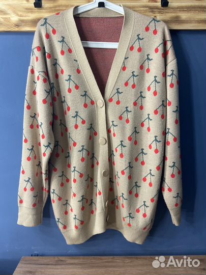 Кардиган с вишнями