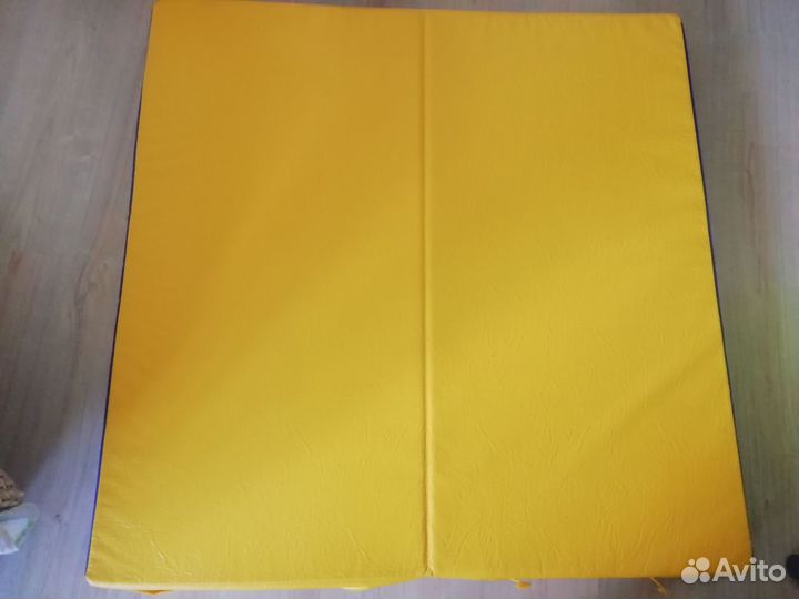 Мат спортивный