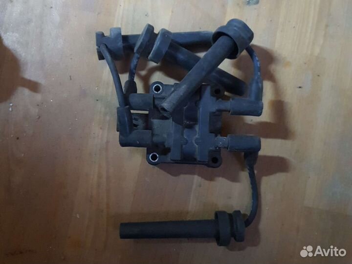 Катушка зажигания Dodge Caravan 04609103AB