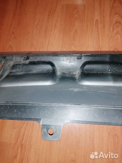 Накладка переднего бампера на LADA granta cross