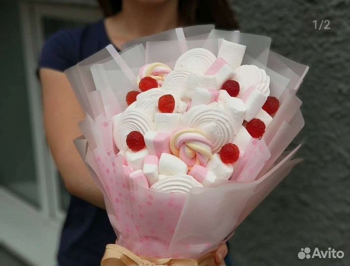 Букеты из зефира, конфет и фруктов