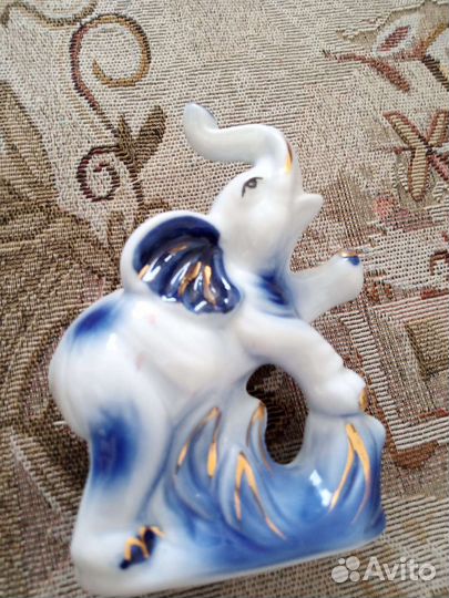 Статуэтка слоник