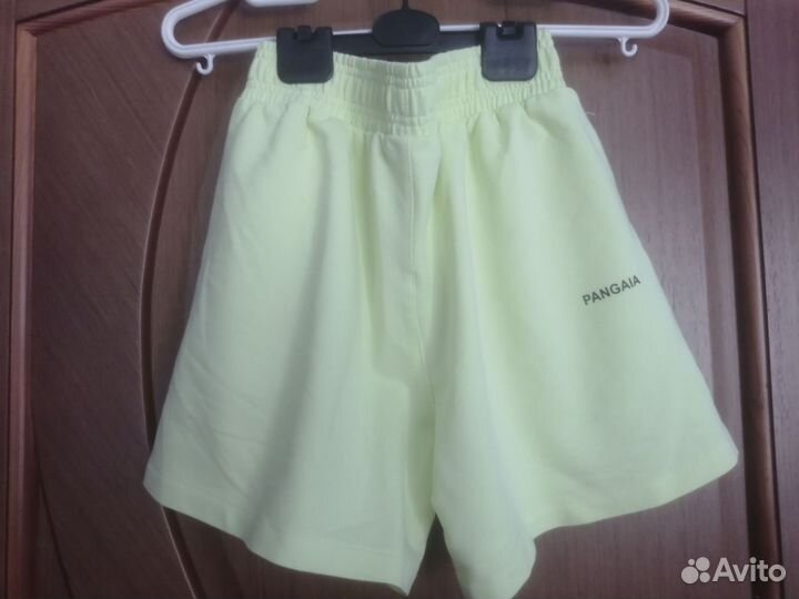 Шорты женские