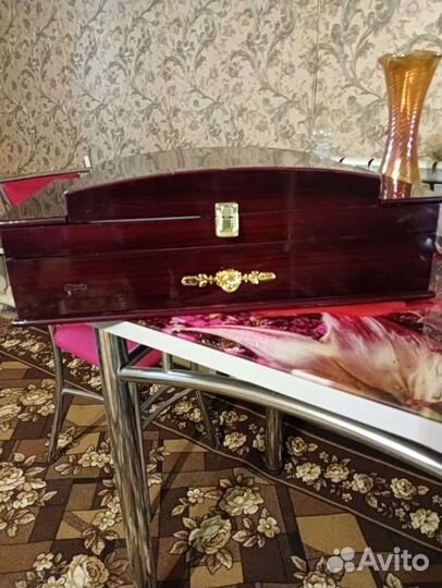 Новый набор столовых приборов Швейцария