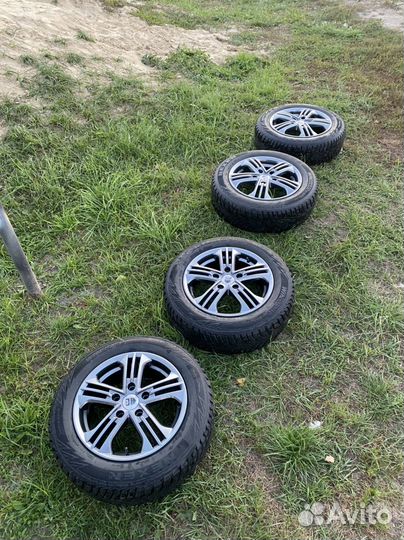 R15 Nexen Winguard WinSpike WH62 185/65, PCD 5x114.3 DIA 20