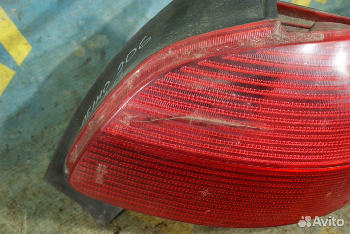 Задний правый фонарь (хэтчбек) Peugeot 206