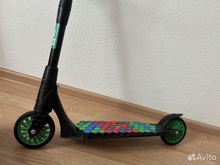 Самокат как новый двухколесный складной