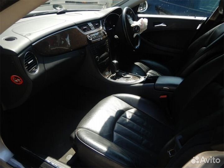 Разбор на запчасти Mercedes CLS C219