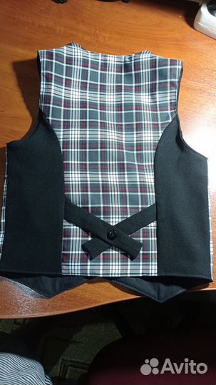 Новый Жилет школьный 128 разм