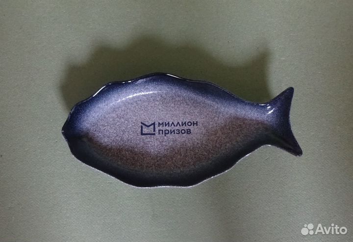 Тарелка в форме рыбы
