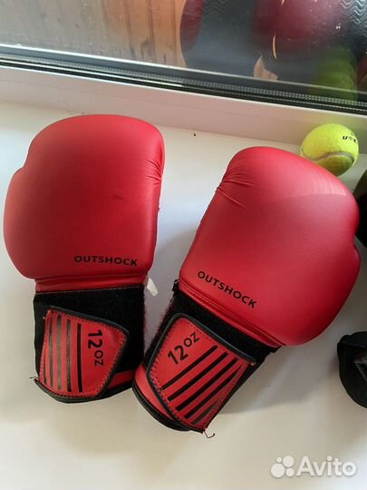 Боксерские перчатки 12 oz