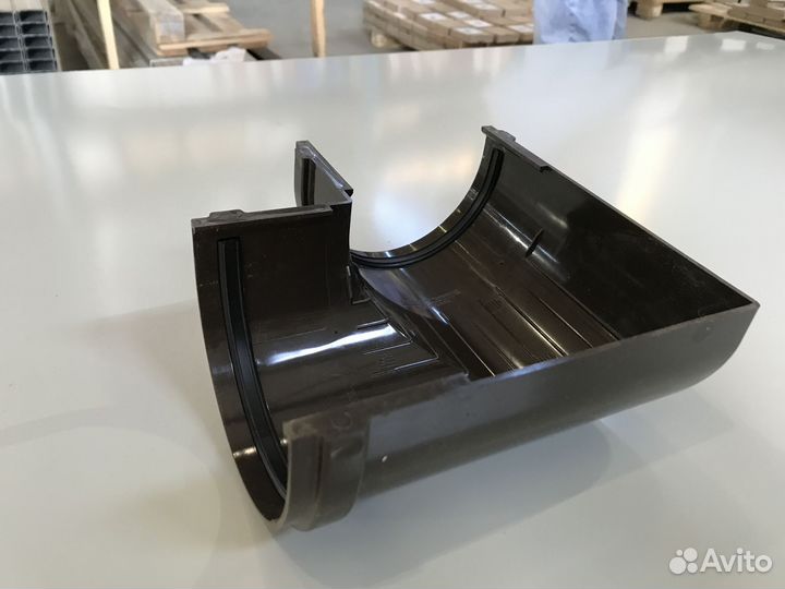Угол желоба водостока docke