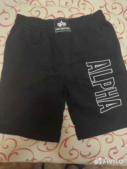 Шорты Alpha Industries