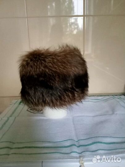 Меховая женская шапка