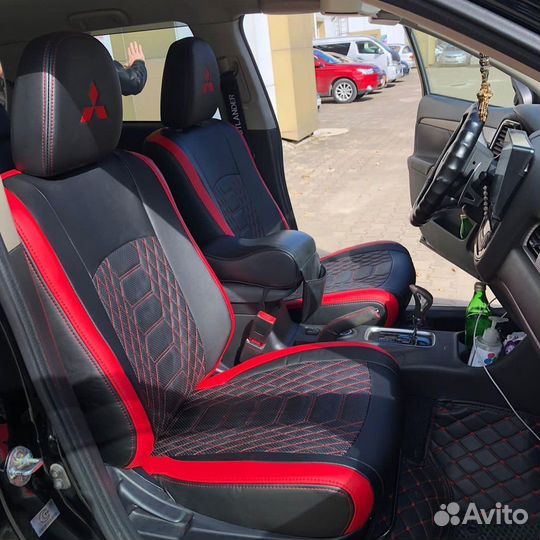 Чехлы Mitsubishi Outlander