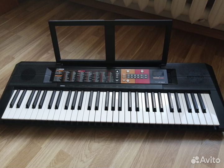 Продам синтезатор Yamaha