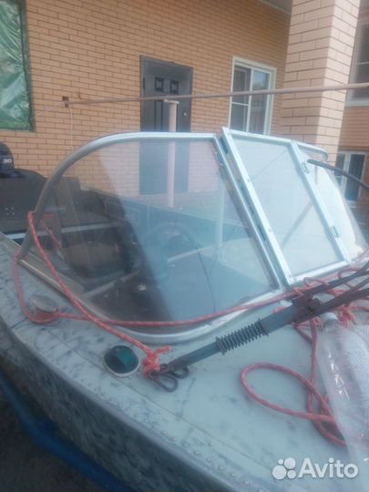 Моторная лодка