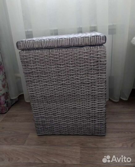 Корзина для белья из ротанга
