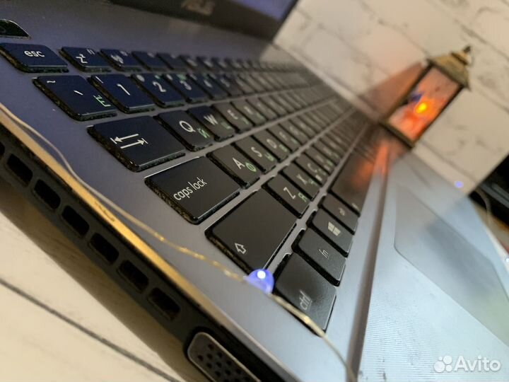 Игровой ноутбук Asus i5/2 Видео/GT 720M/SSD