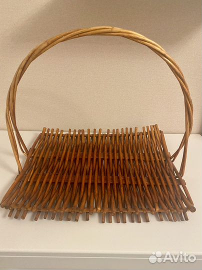 Корзина плетеная для подарков