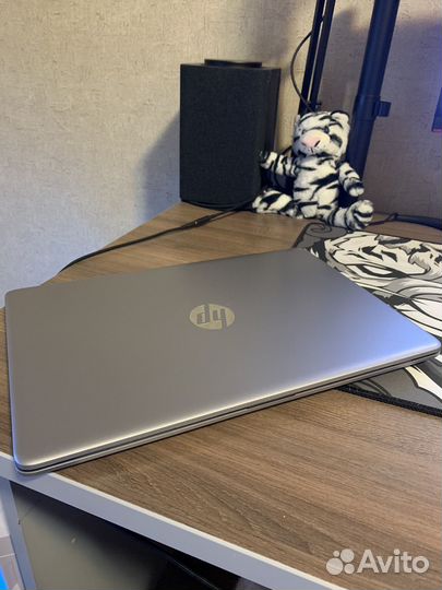 Ноутбук HP 250 g8