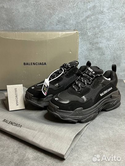 Кроссовки Balenciaga triple s новые