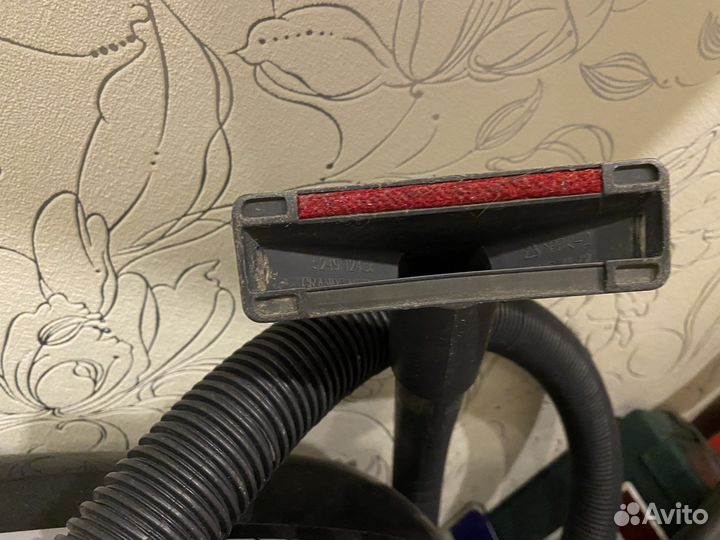 Пылесос LG бытовой