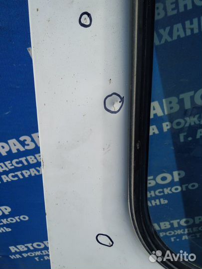 Передняя правая дверь. Renault Premium грузовой