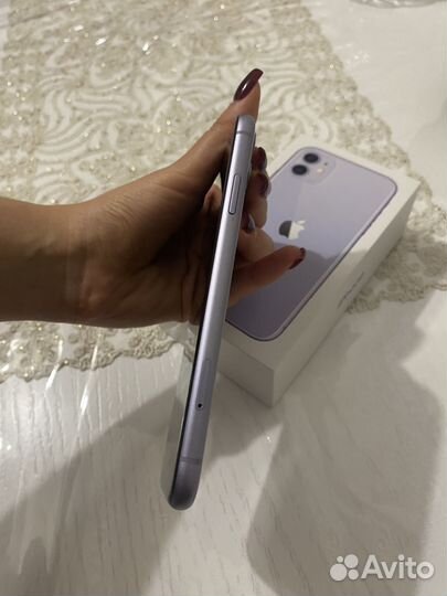 Телефон iPhone 11 128 gb