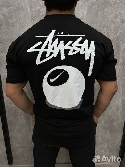 Футболка Nike Stussy