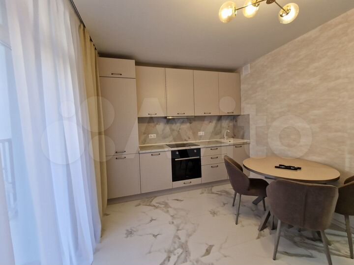 2-к. квартира, 48 м², 4/18 эт.