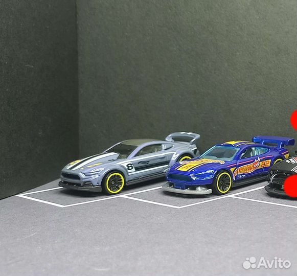 Hot wheels, Matchbox по 150